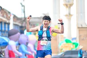 BIB: 5063
                            <button type="button" onclick="openModal(24884911)" class="btn btn-primary btn-sm float-right btn-popup" data-toggle="modal" data-target=".modal-high-quality">
                        <i class="fas fa-shopping-cart"></i> Add to Cart
                    </button>
                                            <button type="button" onclick="isThisMe(24884911, true)" class="btn btn-success btn-sm float-right btn-popup btn-isme hidden" data-toggle="tooltip" data-placement="bottom" title="นี่คือรูปของคุณใช่ไหม คลิกที่นี่เพื่อเอาเข้าอัลบั้ม">
                        <i class="fas fa-plus"></i> Add to album
                    </button>
                    <button type="button" onclick="isThisMe(24884911, false)" class="btn btn-warning btn-sm float-right btn-popup btn-isnotme hidden">
                        <i class="fas fa-ban"></i> Remove from album
                    </button>